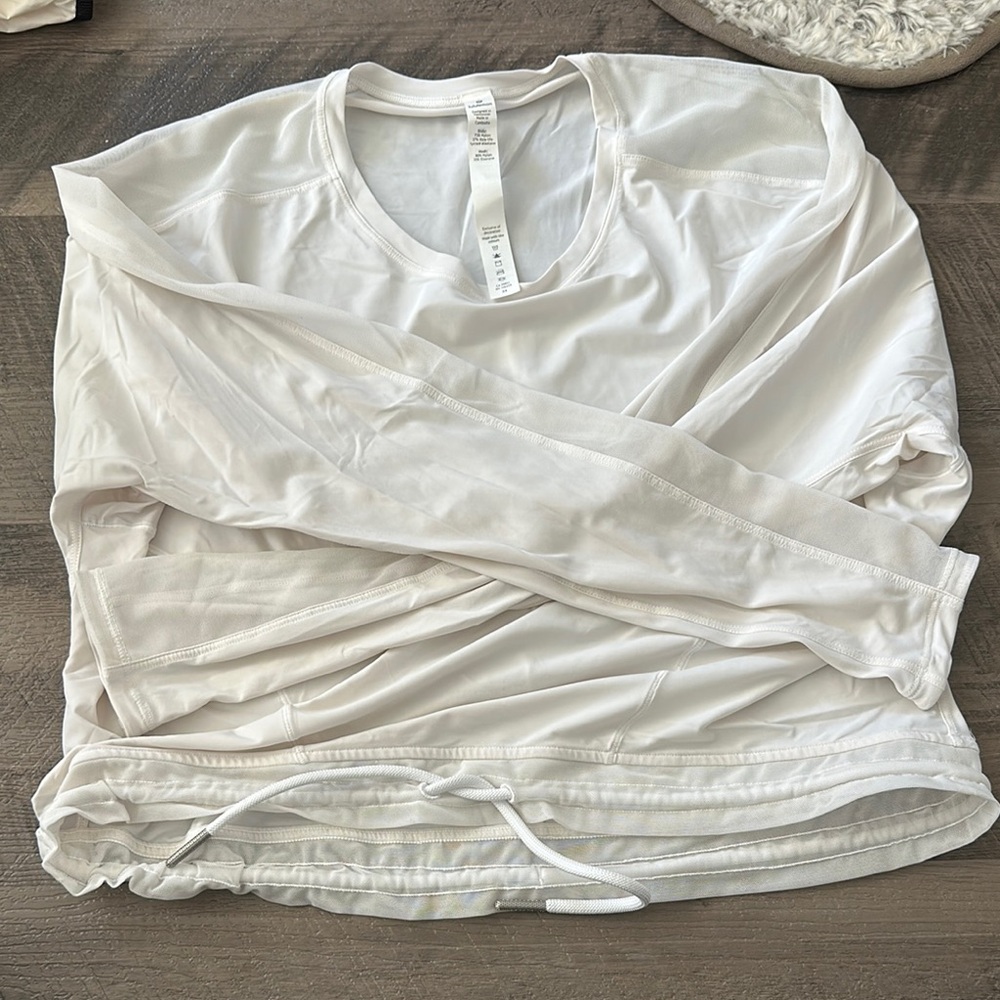 Lululemon Athletica White Long Sleeve Sweatshirt